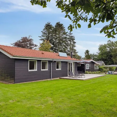 Rikus - 300m From The Sea By Interhome *